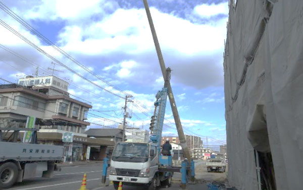 建柱工事